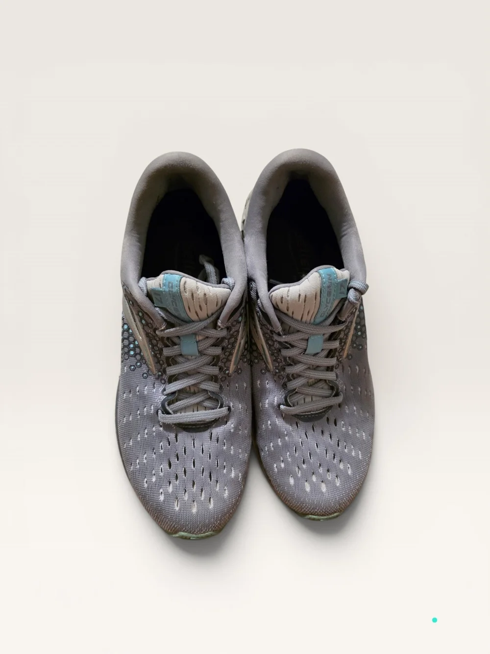 Brooks Glycerin 17 Gray Teal Running Shoes Sneakers Womens Size 9.5 B